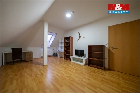 Prodej rodinného domu, 280 m² - 16