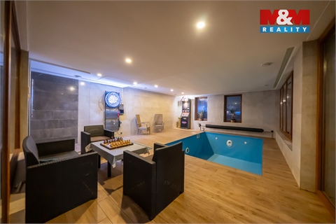 Prodej rodinného domu, 280 m² 2