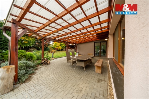 Prodej rodinného domu, 280 m² 12