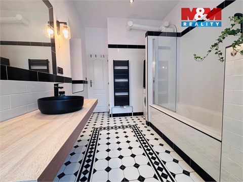 Pronájem bytu 3kk, 91 m² - 8