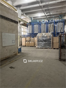 Pronájem skladu / haly, 4 000 m² - 6