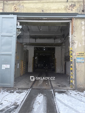 Pronájem skladu / haly, 4 000 m² 8