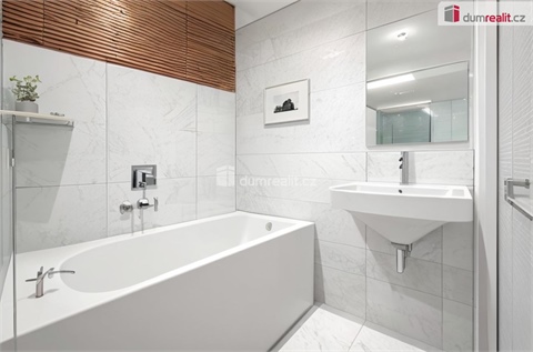 Prodej rodinného domu, 531 m² 8