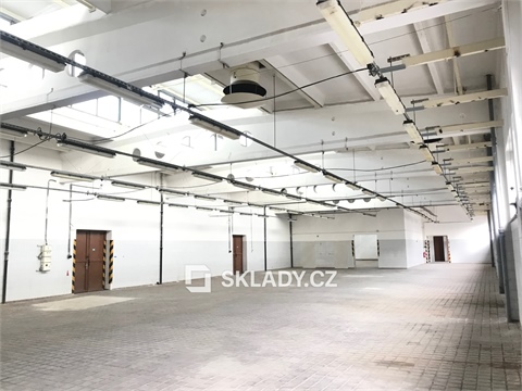 Pronájem skladu / haly, 500 m² - 4