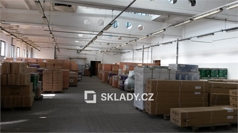 Pronájem skladu / haly, 500 m² 2