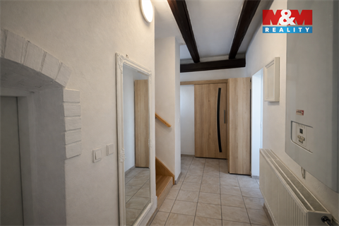 Prodej rodinného domu, 190 m² - 8