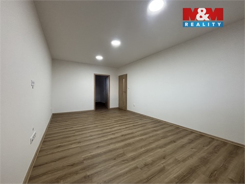 Pronájem bytu 3+1, 72 m² - 4