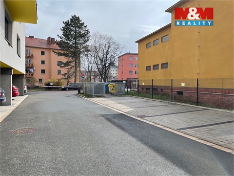 Pronájem garáže, 14 m² - 0