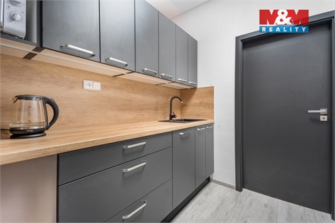 Pronájem kanceláře, 157 m² 16