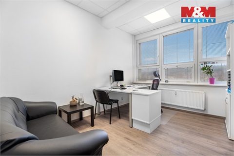 Pronájem kanceláře, 157 m² 20