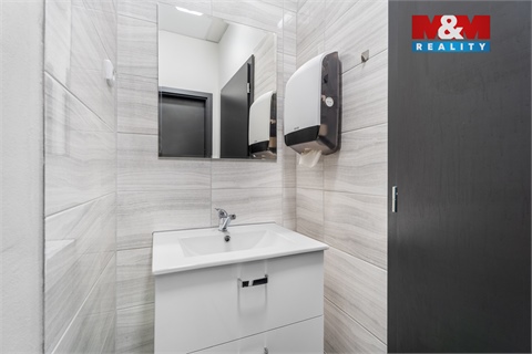 Pronájem kanceláře, 157 m² - 8