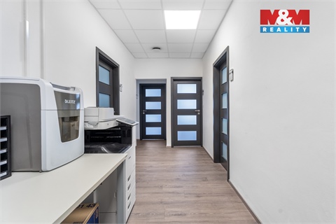 Pronájem kanceláře, 157 m² 14