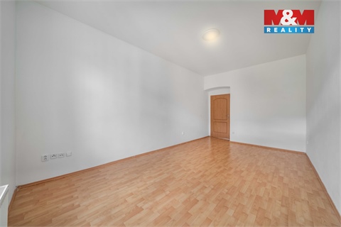 Pronájem bytu 1+1, 44 m² 2