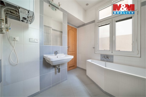 Pronájem bytu 1+1, 44 m² - 6