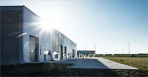 Pronájem skladu / haly, 275 m² 0