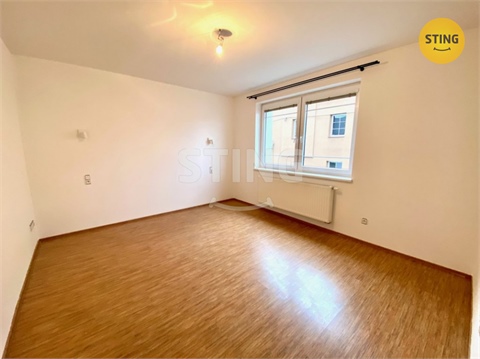 Pronájem bytu 2kk, 66 m² - 2
