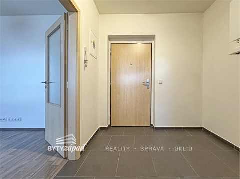 Pronájem bytu 1kk, 32 m² 4