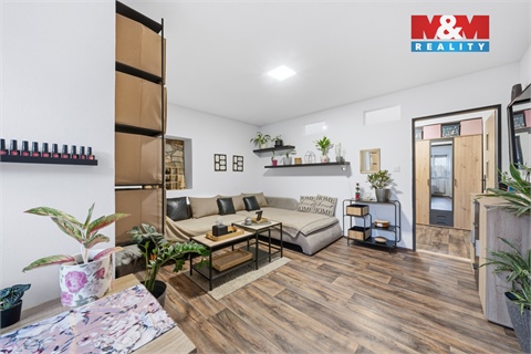 Prodej rodinného domu, 791 m² - 0