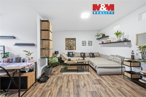 Prodej rodinného domu, 791 m² 0
