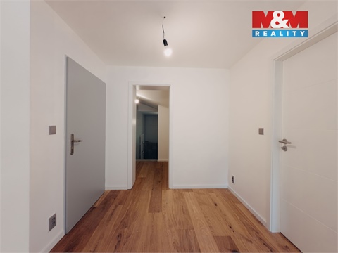 Prodej bytu 2kk, 62 m² - 14