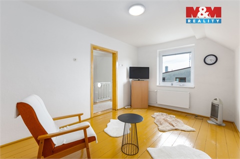 Prodej rodinného domu, 86 m² - 8