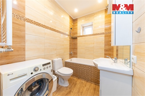 Prodej rodinného domu, 175 m² - 10