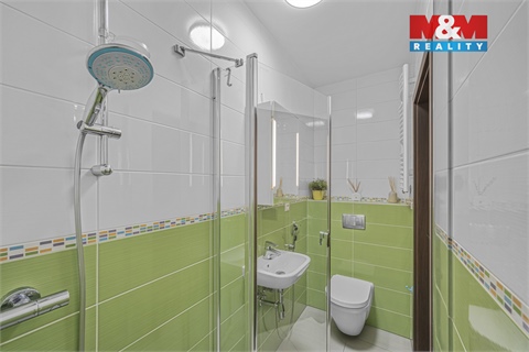 Prodej rodinného domu, 100 m² 14