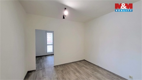 Pronájem bytu 2+1, 57 m² 12