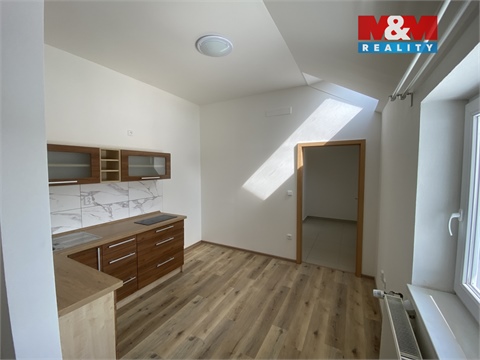 Pronájem bytu 1+1, 31 m² - 6