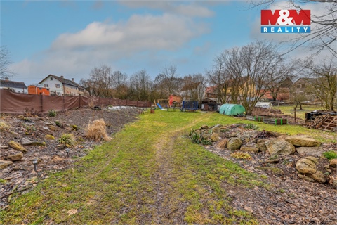 Prodej stavebního pozemku, 898 m² 2