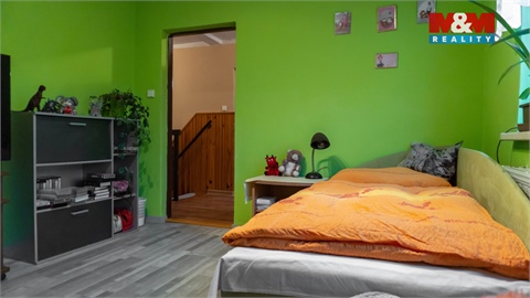 Prodej rodinného domu, 198 m² 10