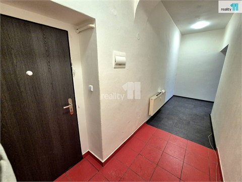 Pronájem bytu 1+1, 62 m² 6