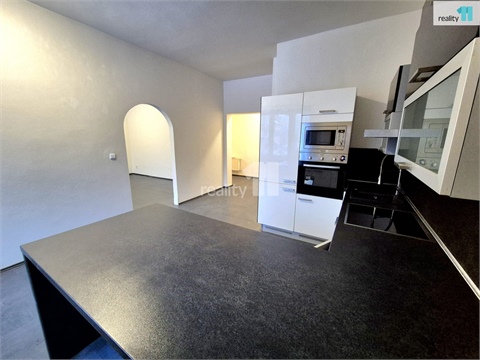 Pronájem bytu 1+1, 62 m² - 0