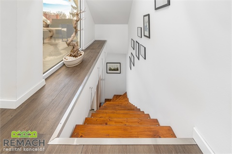 Pronájem bytu 4kk, 126 m² - 8