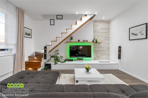 Pronájem bytu 4kk, 126 m² - 12