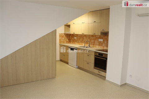 Pronájem bytu 3kk, 70 m² - 0