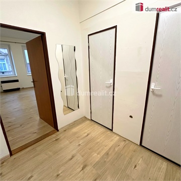 Pronájem bytu 1+1, 36 m² - 0