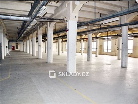 Pronájem skladu / haly, 300 m² - 2