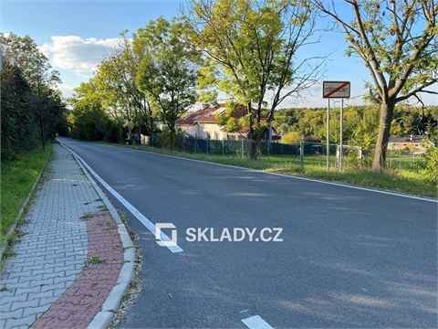 Prodej stavebního pozemku, 1 325 m² 2