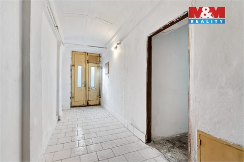 Prodej obchodních prostor, 226 m² 4