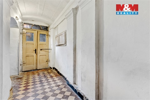 Prodej obchodních prostor, 226 m² - 2