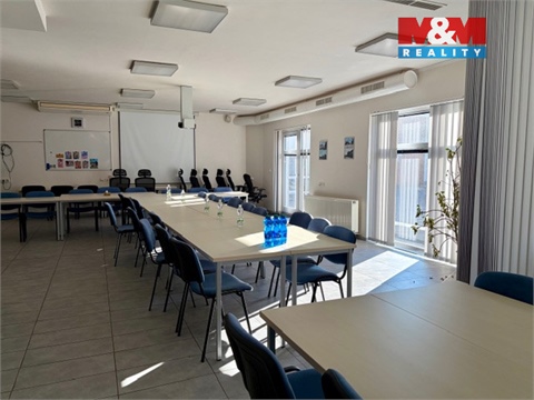 Pronájem kanceláře, 120 m² - 4