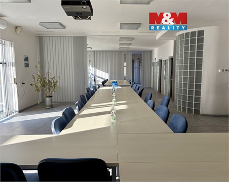 Pronájem kanceláře, 120 m² 0