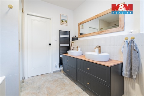 Prodej rodinného domu, 125 m² - 14