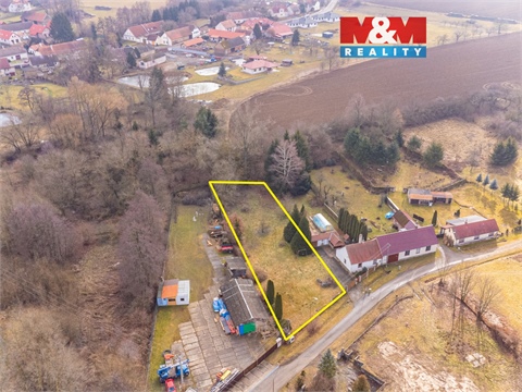 Prodej stavebního pozemku, 1 594 m² 0