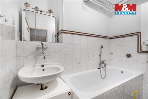 Prodej bytu 2+1, 52 m² - 4