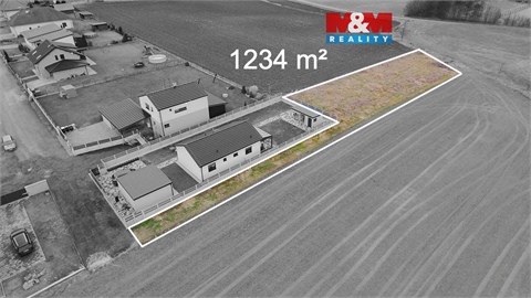 Prodej stavebního pozemku, 1 344 m² 0