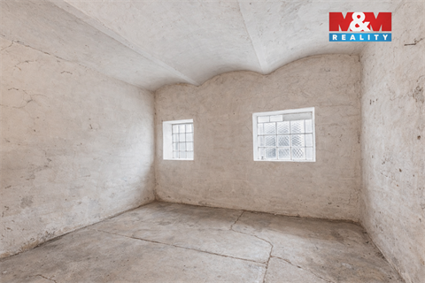 Prodej rodinného domu, 272 m² 24