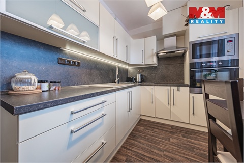 Prodej bytu 2+1, 57 m² 8