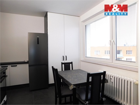 Pronájem bytu 1+1, 35 m² 12